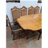 Image 2 : * Vintage Wooden Dining Table with Leaf 72x41.5x30.5" & 7 Chairs - As is - Pickup Only
