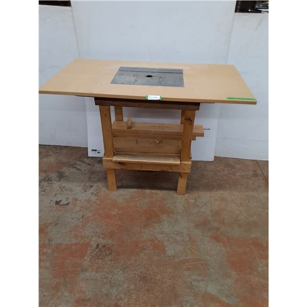 * Router Table with Wood Pieces - Pickup Only