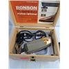 Image 5 : Ronson 2-Speed Roto-Shine "Magnetic" Shoe Shine Kit - Tested