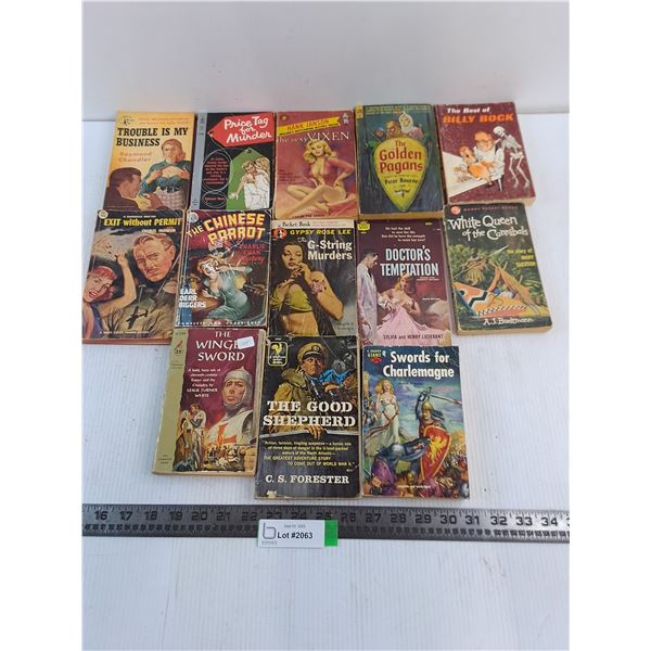 (13) Vintage Pocket Novellas