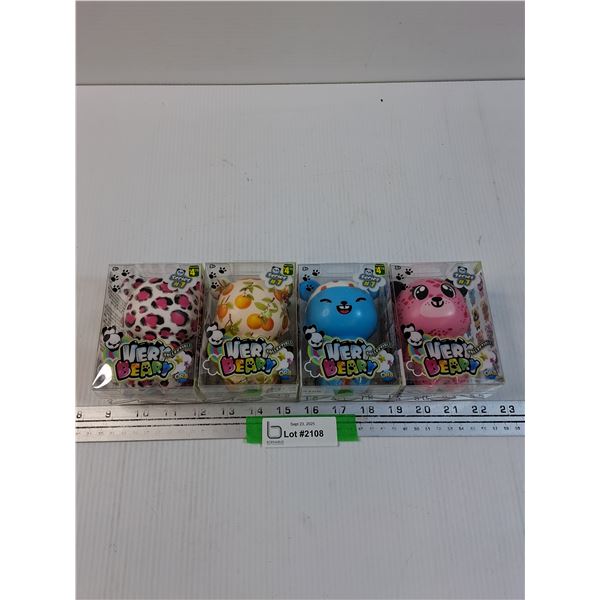 (4) Very Beary Figurines: Assorted