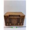 Image 1 : Electrohome Vintage Radio - Some Wear, As Is - 17" x 11" x 10"