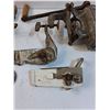 Image 4 : (2) Vintage Bench Mount Meat Grinders (Manual) & (2) Vintage Can Openers
