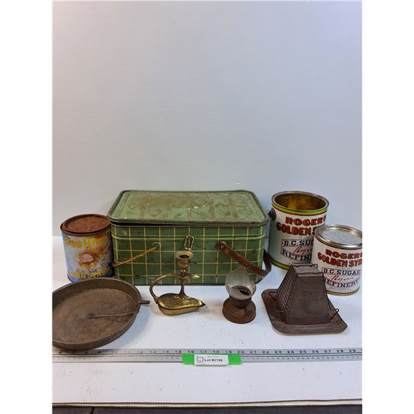Lot: Vintage Toaster, Picnic Box, Rogers Golden Syrup, Candle Holder, Misc