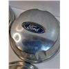 Image 6 : Ford Hub Caps - 7.25" Diameter
