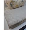Image 2 : Baby Change Mattress & Nursing Pillow - PICK UP