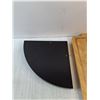 Image 2 : Meat Cutting Board 12" x 18", Corner Shelf