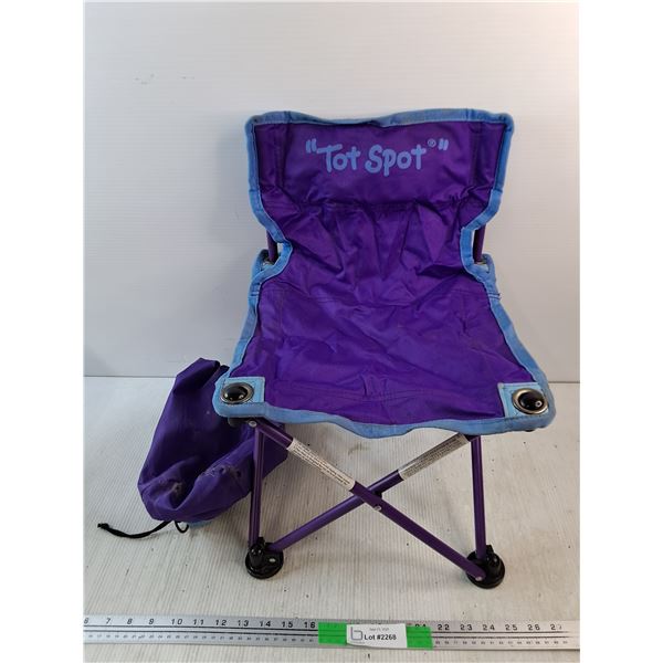 Tot Spot Kids Folding Chair 19" x 13" x 12"