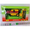 Image 1 : Agricola 1:25 Scale Die Cast Combine Harvester, One Loose Tire