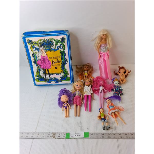 Vintage Barbie Doll Case & Bratz/Dolls