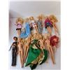 Image 2 : Vintage Fashion Doll Trunk, Barbies/Dolls