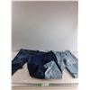 Image 1 : (3) Womens Blue Jeans Size 27/32