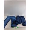Image 1 : (2) Womens Blue Jeans Size 26