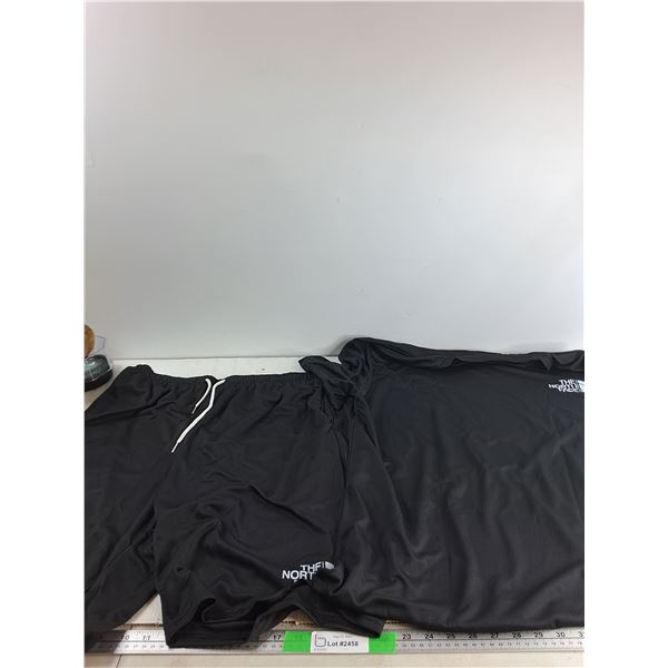 XL Sweat Shorts And Tee Shirt