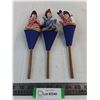 Image 1 : (3) Stick Puppets