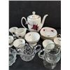 Image 3 : Chodziez Ceramic Tea Set, Saucers, Tea Cups, Cream & Sugar, Crystal Cream & Sugar Sets