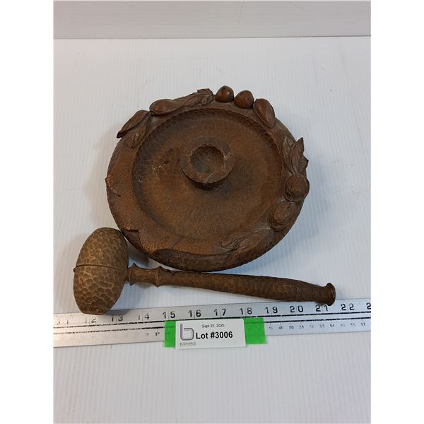 Hand Carved European Style Nutcracker Bowl w/ Mallet - 9" x 3"