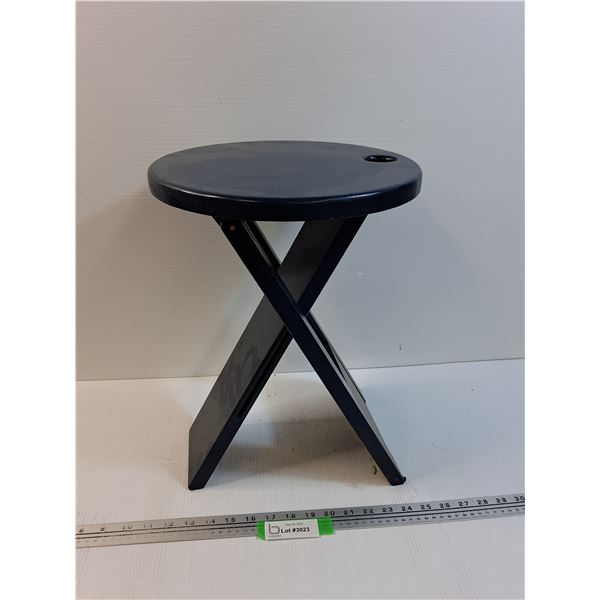 Folding Blue Stool - 16" x 12" (Unfolded)