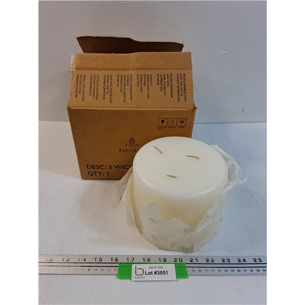 Partylite Scented Three Wick Candle - 5" x 6" w/ Box