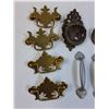 Image 2 : (14) Vintage Furniture Handles - Assorted