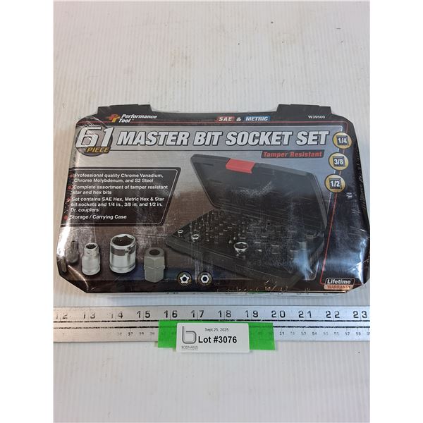 Performance Tool Brand 61 Piece Imperial & Metric Socket Set