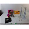 Image 1 : (4) Doll Stands, Barbie Accesories, CD Case