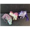 Image 4 : (3) Pony Toys
