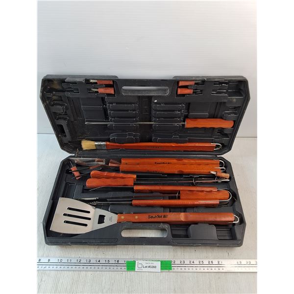 SaskTel Barbecue/BBQ Utensils Set