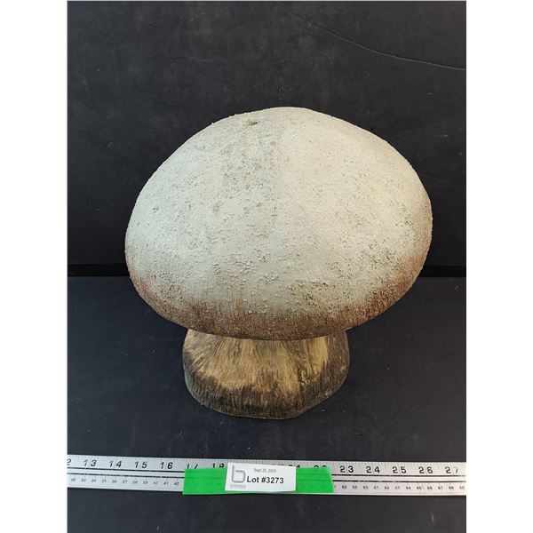 Outdoor Garden Mushroom Decor 12" x 13"