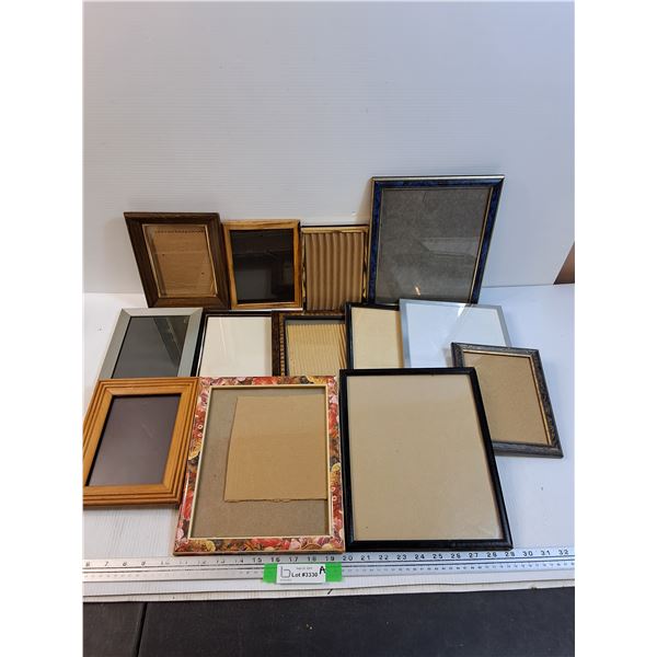 (13) Picture Frames - Assorted