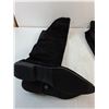 Image 3 : (2) Pairs of Women's Leather/Suede Knee-High Boots - Sizes 8 & 8B