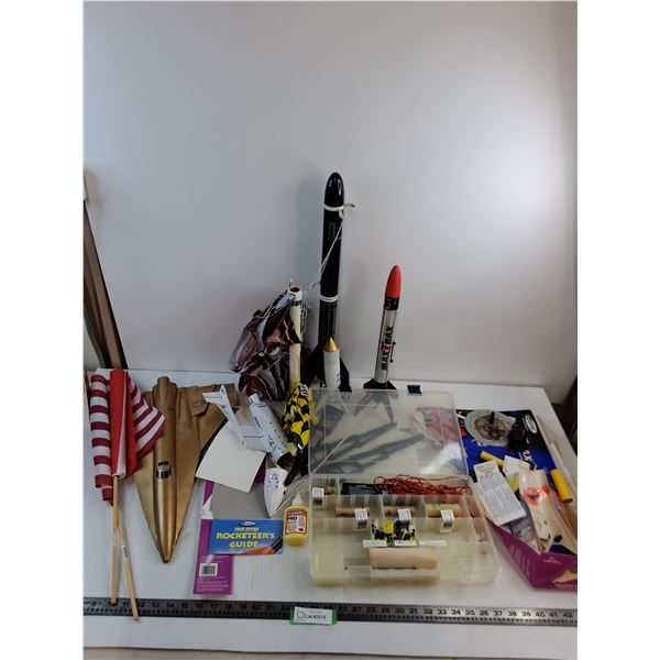 Assorted Hobby Rockets/Components, Mini USA & Canada Flags