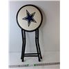 Image 1 : Folding Metal and Cushioned Seat Dallas Cowboys Stool 17" - PICK UP