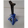 Image 2 : 2 Ton Ratchet Locking Jack Stand