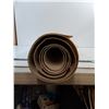 Image 2 : 33" Wide Roll of Wood-Looking Linoleum - Length Unknown - Pickup Only