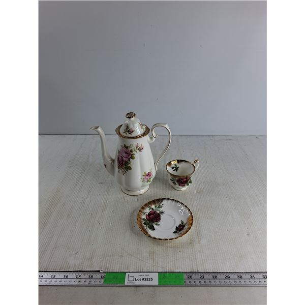 Bone China, Tea Cup And Kettle