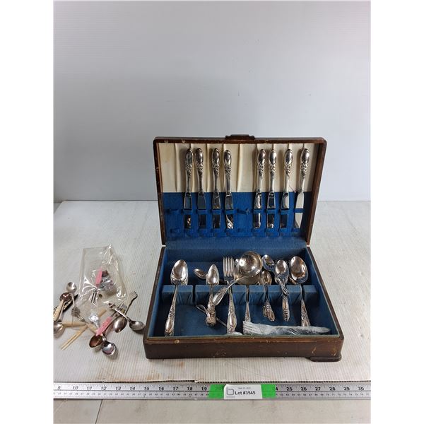 Cutlery Set in Wooden Storage Box
