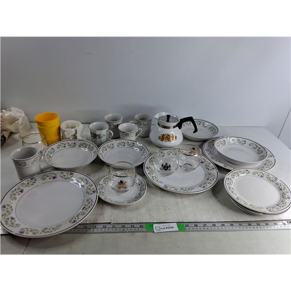 Miscellaneous Plates And Cups - PICK UP