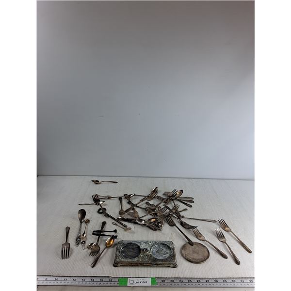 Miscellaneous Silver Plated Cutlery