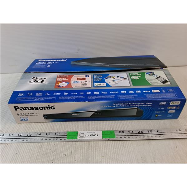 Panasonic Blu Ray 3D DMP BDT220PC Player & Remote - Powers On, As Is