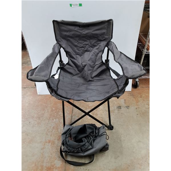 Folding Chair 33" x 23" x 35" - PICK UP