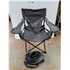 Image 1 : Folding Chair 33" x 23" x 35" - PICK UP