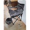 Image 3 : Folding Chair 33" x 23" x 35" - PICK UP