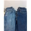 Image 2 : (3) Men's Jeans - Size 30 x 34 - Wrangler & Kirkland