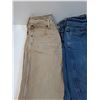 Image 3 : (3) Men's Jeans - Size 30 x 34 - Wrangler & Kirkland