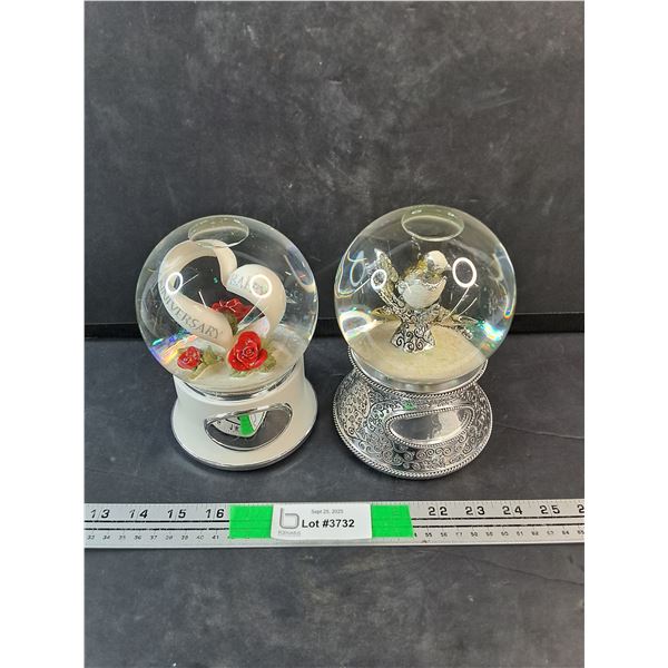 (2) Musical Glitter Globes