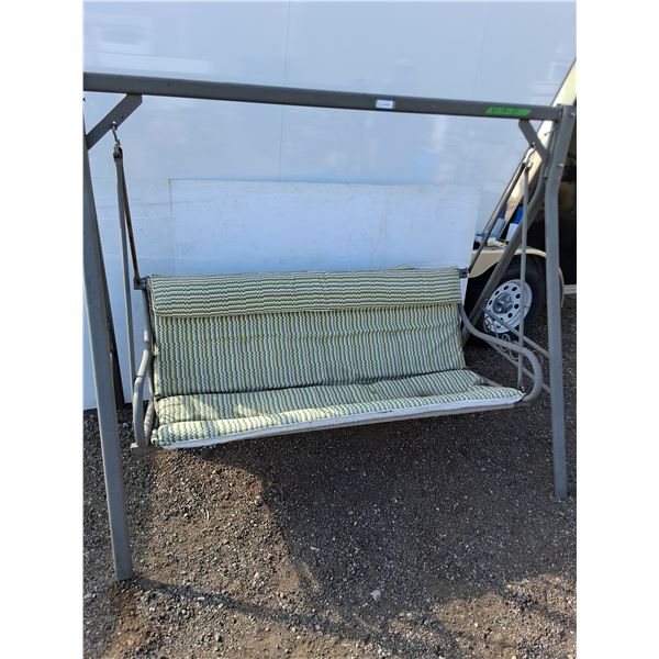 ** Multi-Person Outdoor Porch Swing - Pickup Only