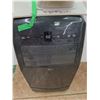 Image 2 : *LG Portable Air Conditioner & Pipe 31" Tall, Cannot Ship
