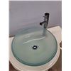 Image 2 : *Bathroom Vanity with Vessell Sink 37" x 19" x 44", Cannot Ship