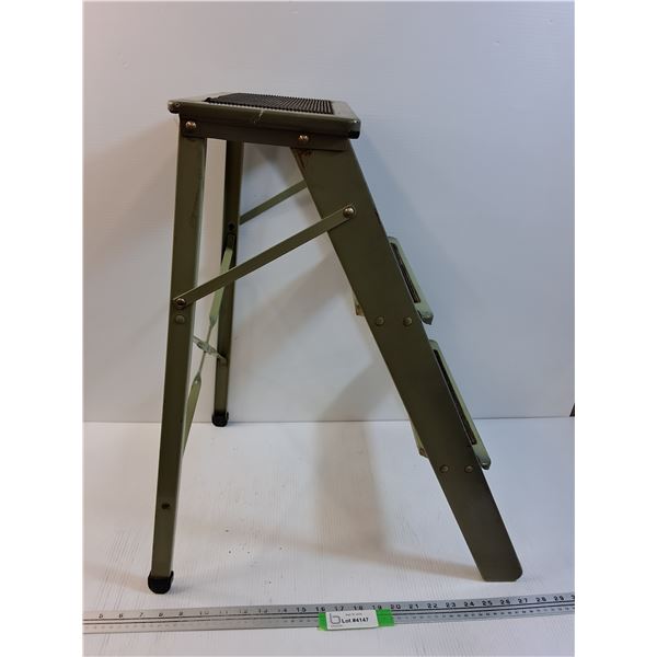 Green Folding Metal Three Step Ladder - 24  x 13  X 6   - PICK UP